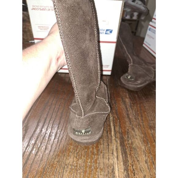 Size 7 Bearpaw 612W-Emma Tall Suede Sheepskin Lined Wool Boots - Picture 9 of 12